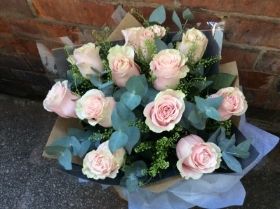 A Dozen Pink or White  Roses