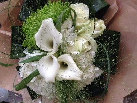 Modern Grouped White & Green Handtied